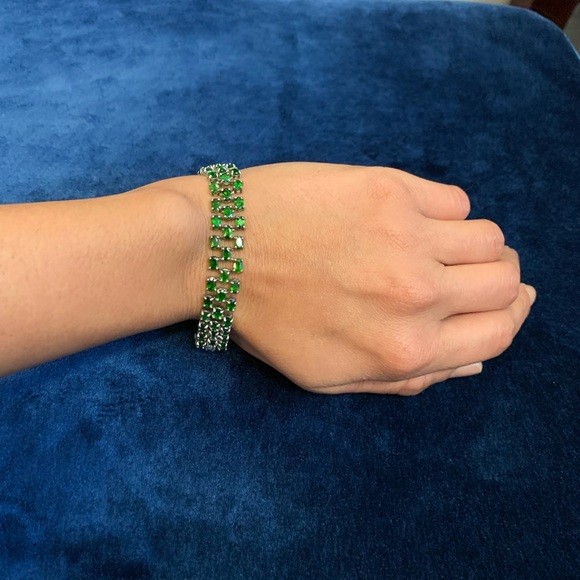 A beautiful silver bracelet with disopside gemstones. - Picture 3 of 5